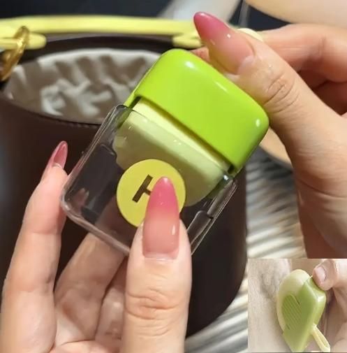 SwiftClean Mini Roller