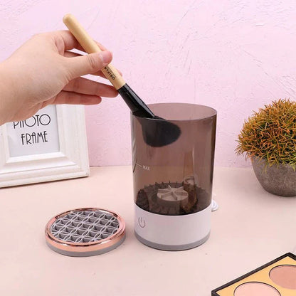 CleanSwipe Brush Washer – Instant Beauty Tool Cleaner